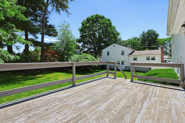 419 Old Connecticut Path, Framingham, MA 01701