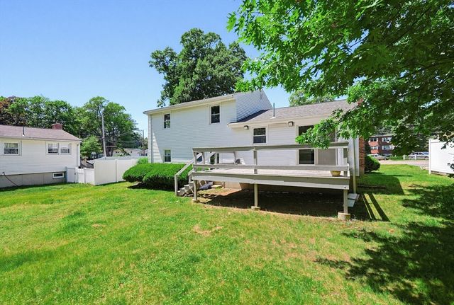 419 Old Connecticut Path, Framingham, MA 01701