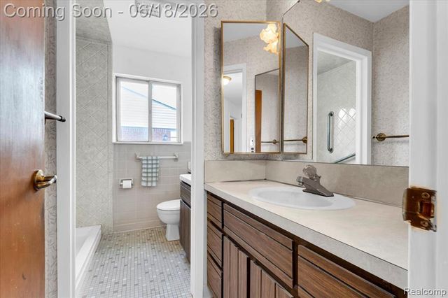 2638 Athena Drive, Troy, MI 48083