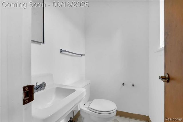 2638 Athena Drive, Troy, MI 48083
