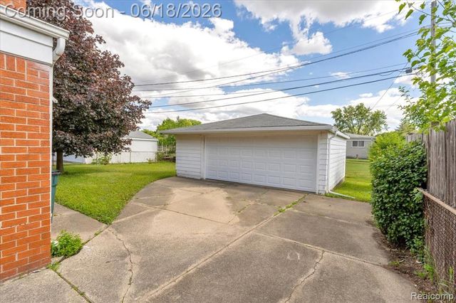 2638 Athena Drive, Troy, MI 48083