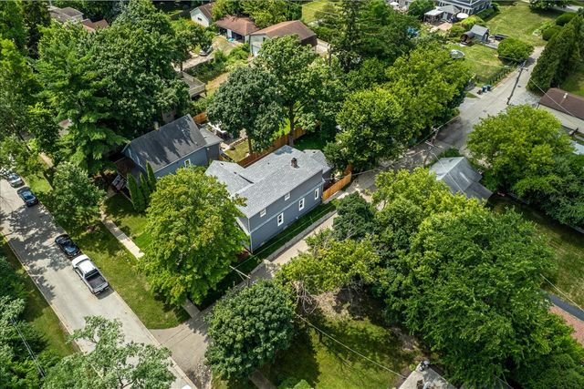 818 Bach Street, Northbrook, IL 60062