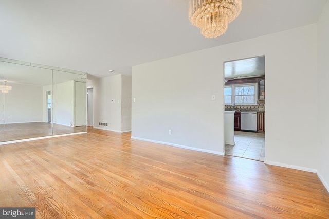 1741 ELLINWOOD RD, Rosedale, MD 21237