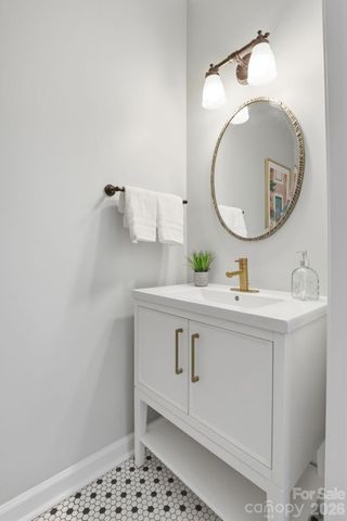 2715 Providence Spring Lane, Charlotte, NC 28270