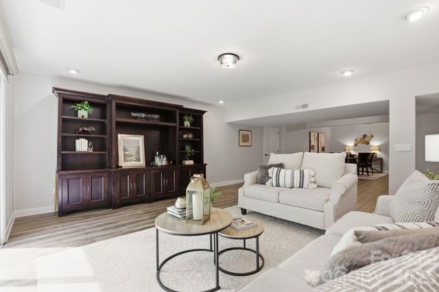 2715 Providence Spring Lane, Charlotte, NC 28270