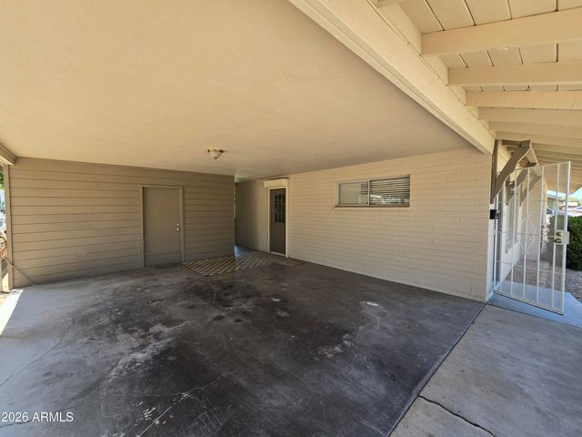 7800 N 60TH Avenue, Glendale, AZ 85301