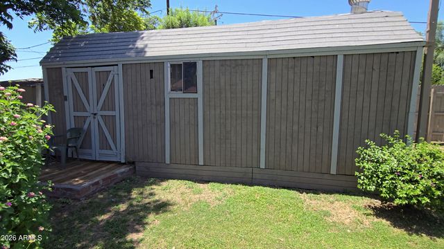 7800 N 60TH Avenue, Glendale, AZ 85301