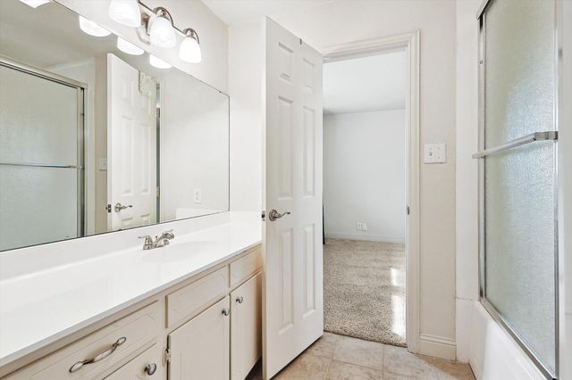 1005 Hopkins Drive, Denton, TX 76205