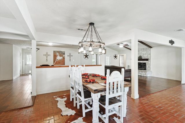 1005 Hopkins Drive, Denton, TX 76205