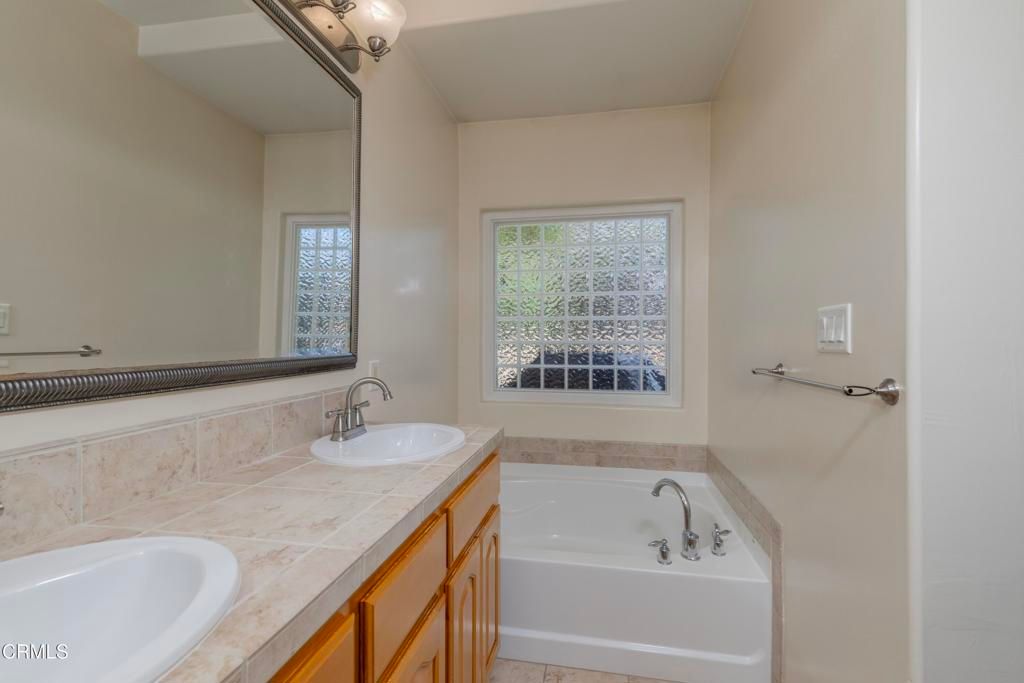 Image 19 of property listing at 12610 Childress, Bakersfield, CA 93312