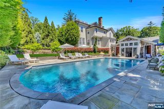 65 S Mountain Avenue, Montclair, NJ 07042