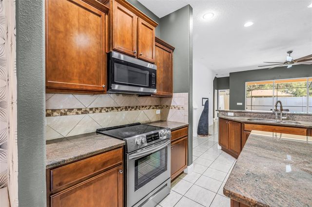 27405 SORA BOULEVARD, Wesley Chapel, FL 33544