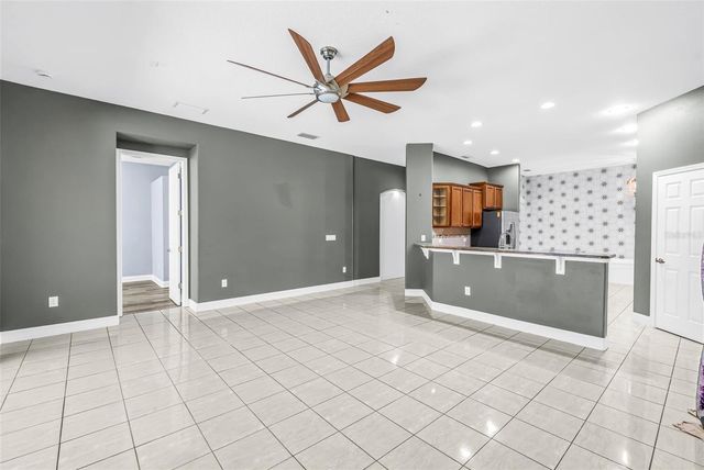 27405 SORA BOULEVARD, Wesley Chapel, FL 33544