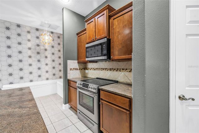 27405 SORA BOULEVARD, Wesley Chapel, FL 33544