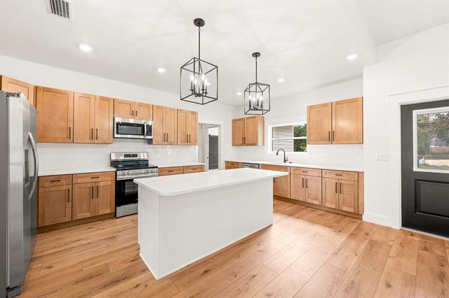 3896 SW SR 247, Lake City, FL 32024