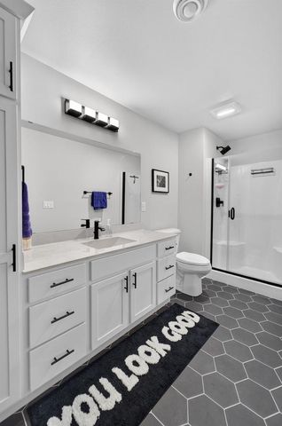 1101 Ballweg Lane, Waunakee, WI 53597