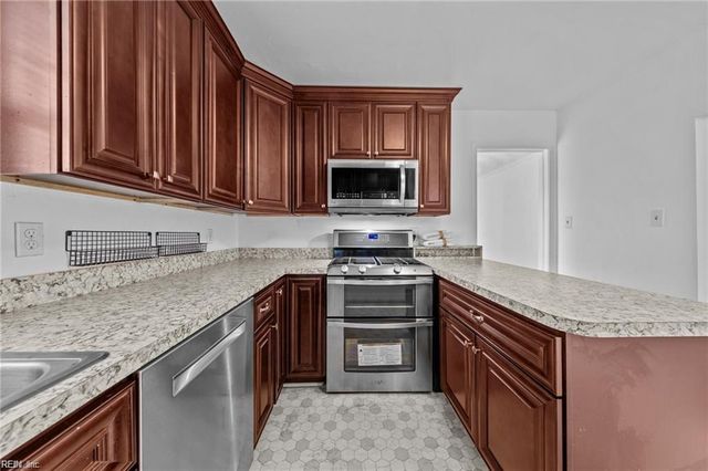 735 Bold ST, Portsmouth, VA 23701