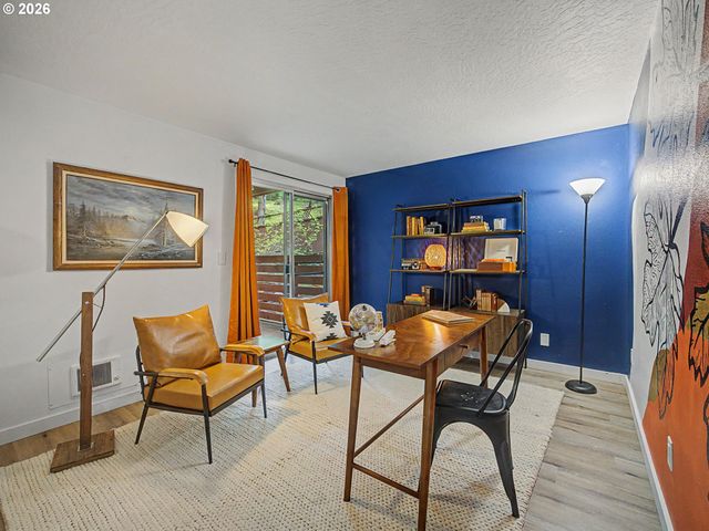 1065 Ne HILL Way, Estacada, OR 97023
