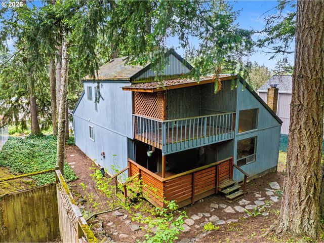 1065 Ne HILL Way, Estacada, OR 97023