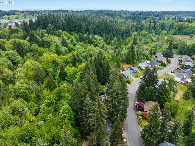 1065 Ne HILL Way, Estacada, OR 97023
