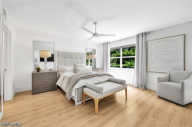 4716 Via Carmen, Naples, FL 34105