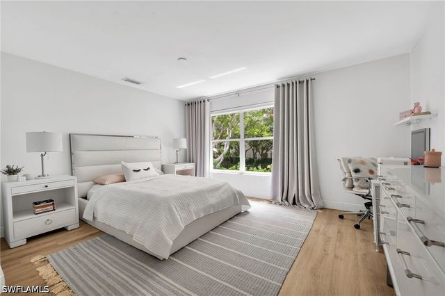 4716 Via Carmen, Naples, FL 34105