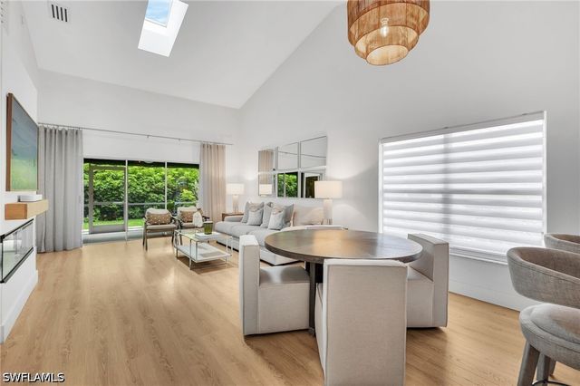 4716 Via Carmen, Naples, FL 34105