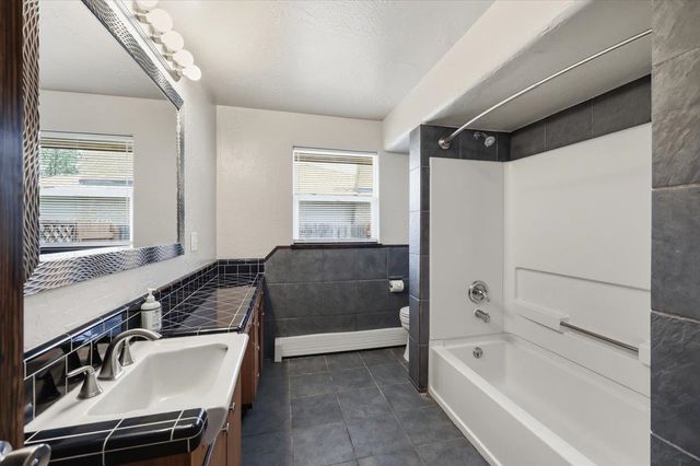 228 W Nebraska Ave, Spokane, WA 99205