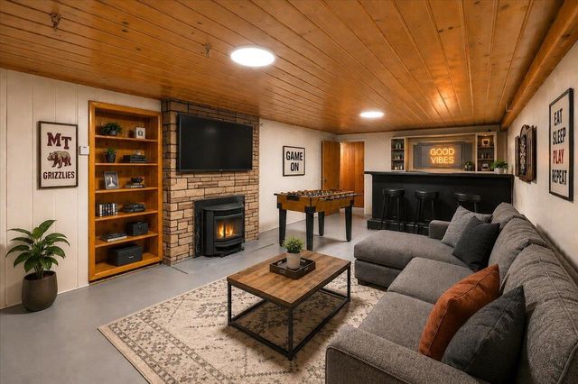 228 W Nebraska Ave, Spokane, WA 99205