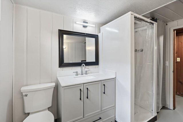 228 W Nebraska Ave, Spokane, WA 99205