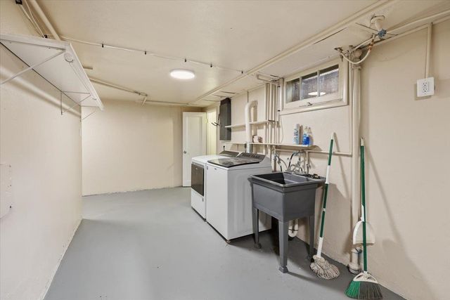 228 W Nebraska Ave, Spokane, WA 99205