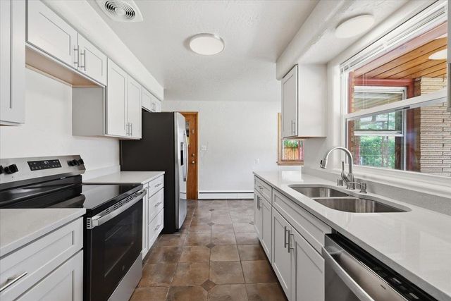 228 W Nebraska Ave, Spokane, WA 99205