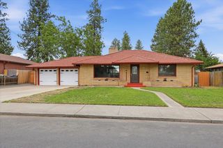 228 W Nebraska Ave, Spokane, WA 99205