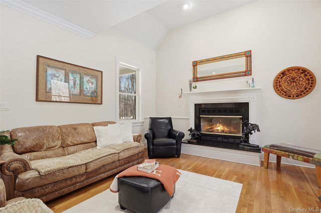 127 Smith Ridge Road, South Salem, NY 10590