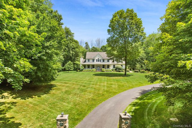 127 Smith Ridge Road, South Salem, NY 10590