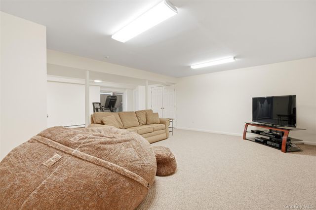 127 Smith Ridge Road, South Salem, NY 10590