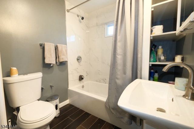 678 W Milton Ave, Rahway City, NJ 07065