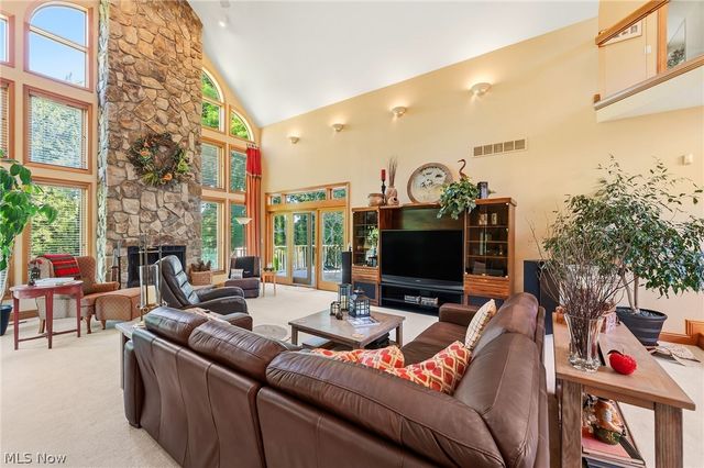 158 Boston Lake Drive, Valley City, OH 44280