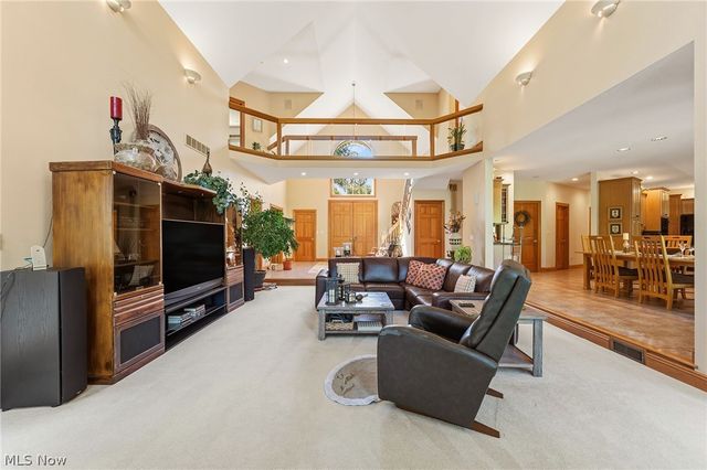 158 Boston Lake Drive, Valley City, OH 44280