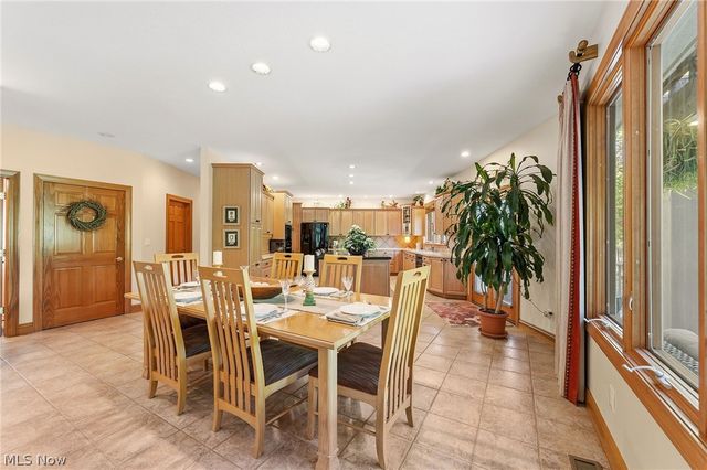 158 Boston Lake Drive, Valley City, OH 44280
