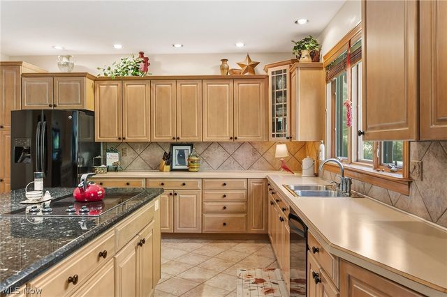 158 Boston Lake Drive, Valley City, OH 44280