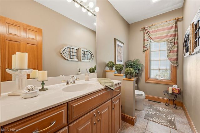 158 Boston Lake Drive, Valley City, OH 44280