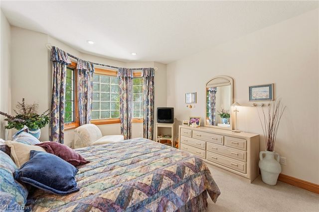 158 Boston Lake Drive, Valley City, OH 44280