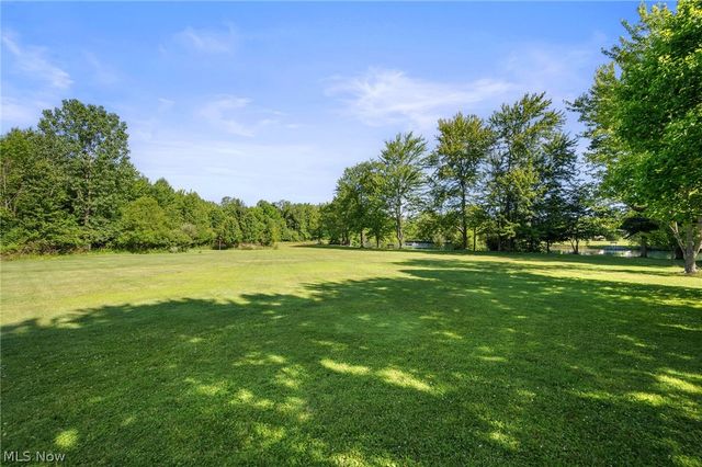 158 Boston Lake Drive, Valley City, OH 44280