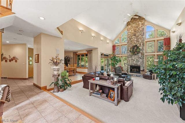 158 Boston Lake Drive, Valley City, OH 44280