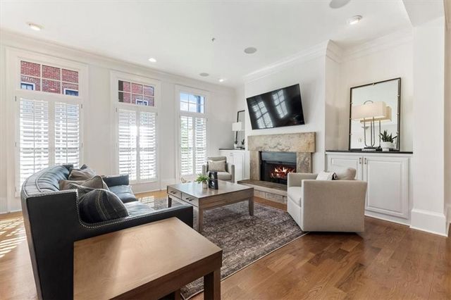 225 Founders Mill Court, Roswell, GA 30075