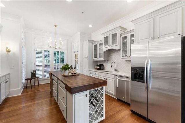 225 Founders Mill Court, Roswell, GA 30075