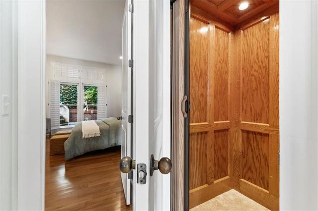 225 Founders Mill Court, Roswell, GA 30075