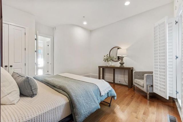 225 Founders Mill Court, Roswell, GA 30075