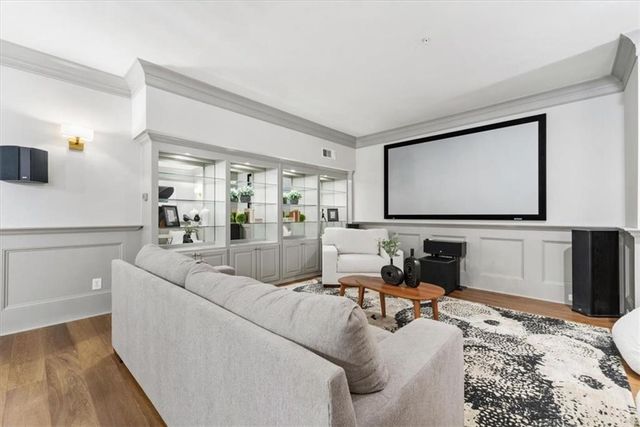 225 Founders Mill Court, Roswell, GA 30075